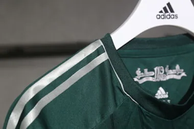 2012-13 Retro Real Madrid Second Away Kit Player
