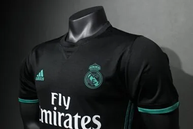 2017-18 Retro Real Madrid Away Kit Player