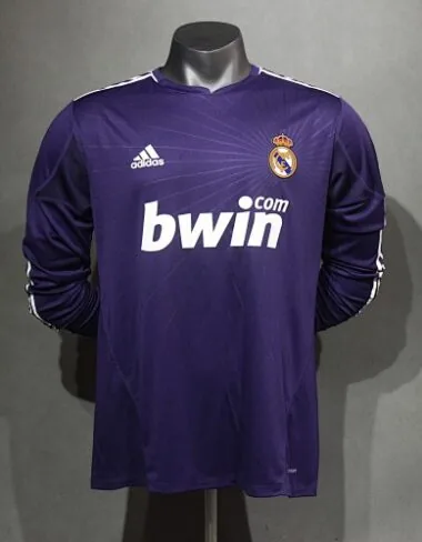 2010-11 Retro Real Madrid Second Away Kit Player Long Sleeves