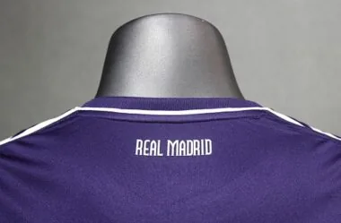 2010-11 Retro Real Madrid Second Away Kit Player