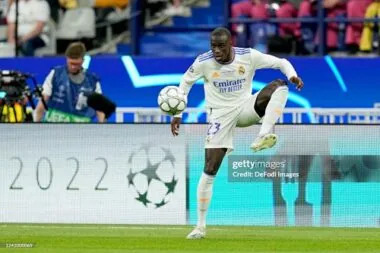 2021-22 Retro Real Madrid Home Kit Player Long Sleeves
