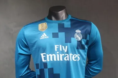 2017-18 Retro Real Madrid Second Away Kit Player Long Sleeves