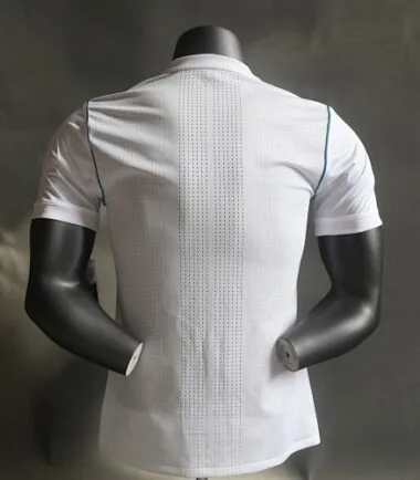 2017-18 Retro Real Madrid Home Kit Player