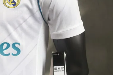 2017-18 Retro Real Madrid Home Kit Player