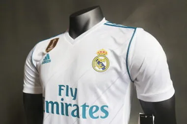 2017-18 Retro Real Madrid Home Kit Player