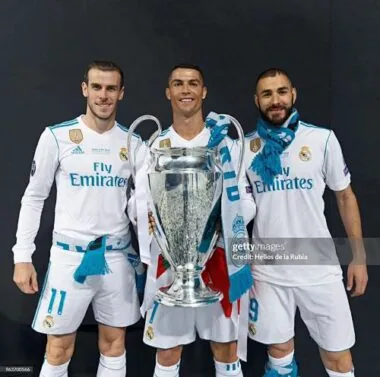 2017-18 Retro Real Madrid Home Kit Player Long Sleeves