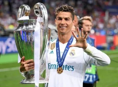2017-18 Retro Real Madrid Home Kit Player Long Sleeves