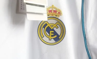 2017-18 Retro Real Madrid Home Kit Player Long Sleeves
