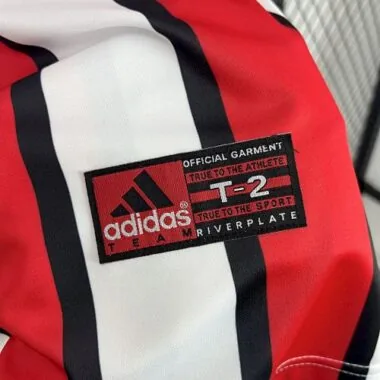 1999-00 Retro River Plate