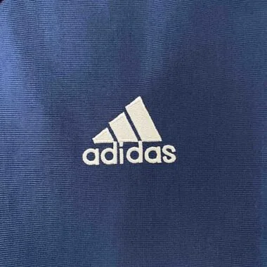 Equipación alternativa retro del Real Madrid de la temporada 98-00