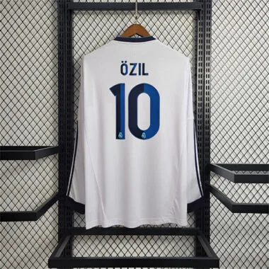 12–13 Real Madrid Heimtrikot mit langen Ärmeln
