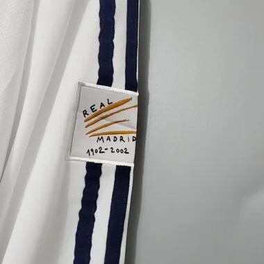 01-02 Real Madrid home long-sleeve