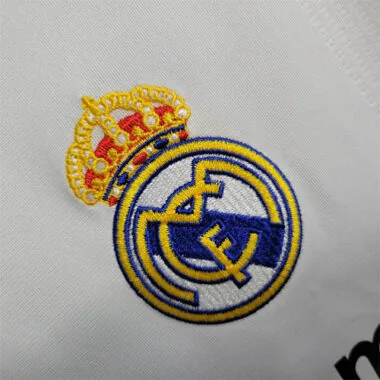 09-10 Real Madrid Heimtrikot mit langen Ärmeln
