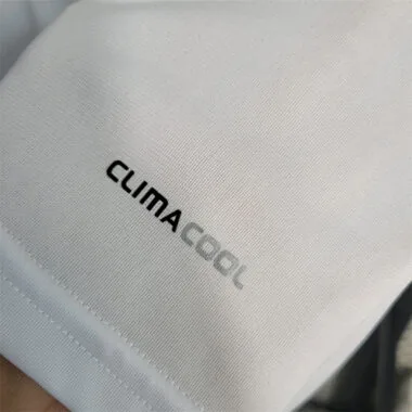 09-10 Real Madrid Heimtrikot mit langen Ärmeln