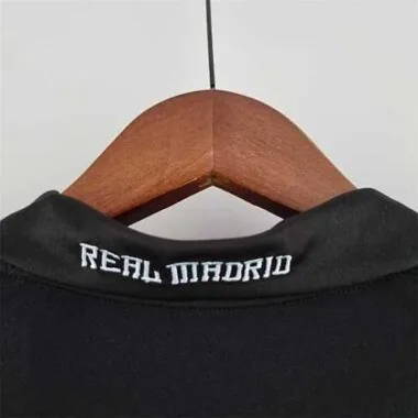 09-10 Real Madrid away