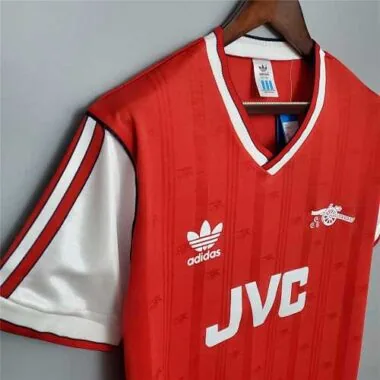 88-90 Arsenal home