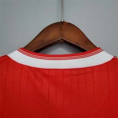 83-86 Arsenal home