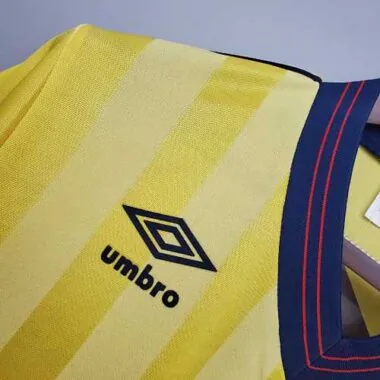83-86 Arsenal away
