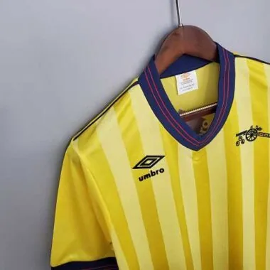 83-86 Arsenal away