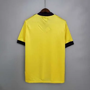 83-86 Arsenal away