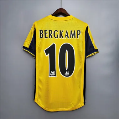 99-00 Arsenal away