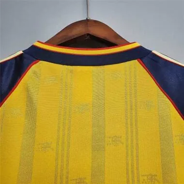 88-90 Arsenal away