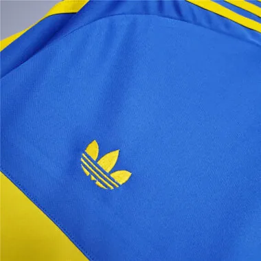 81-82 Boca Juniors home
