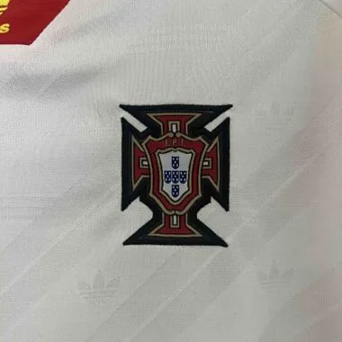 92-94 Portugal Away Retro Kit Vintage Shirt Football AAAAJersey Supplier