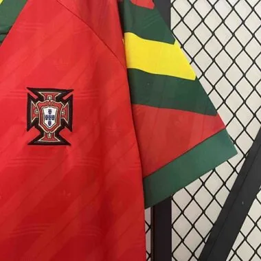Equipación retro de Portugal 92-94 (local). Camiseta vintage de fútbol. Proveedor de camisetas AAAAJersey