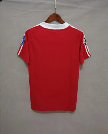 01-02 Bayern Munich Champions League home red
