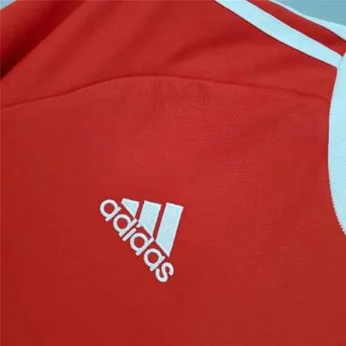 00-01 Bayern Munich home