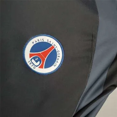 01-02 PSG third away