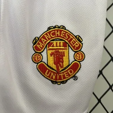 05-06 Manchester United Home Retro Kid Kits Youth Apparels AAAAJersey Wholesale Yupoo