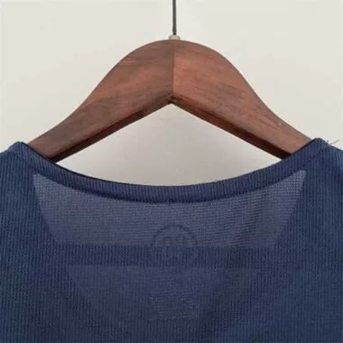04-05 Inter Milan third away