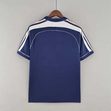 00-01 University of Chile home