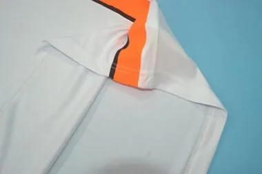 06-07 Valencia home white