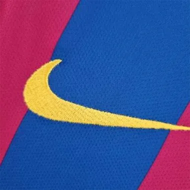 05-06 Barcelona home long sleeve