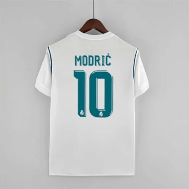 17-18 Real Madrid home white player version