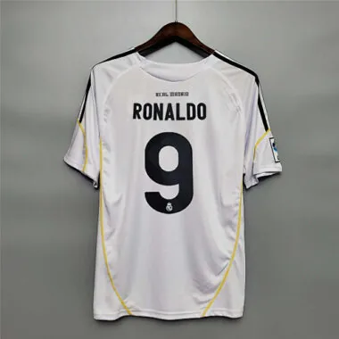 09-10 Real Madrid home 4