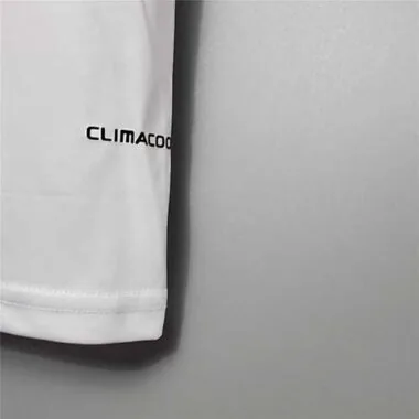 09-10 Real Madrid home 4