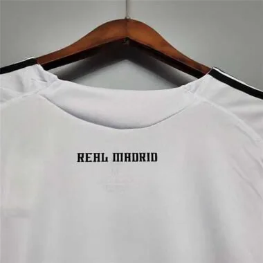 09-10 Real Madrid home 4