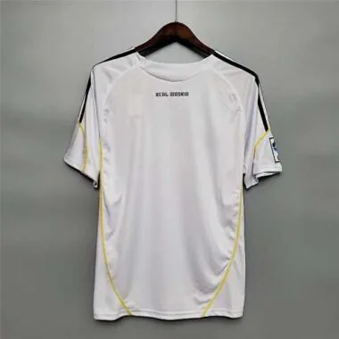 09-10 Real Madrid home 4