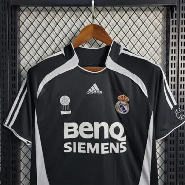 06-07 Real Madrid third away