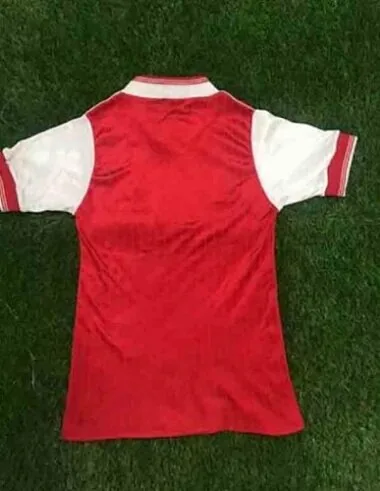 84-85 Arsenal home