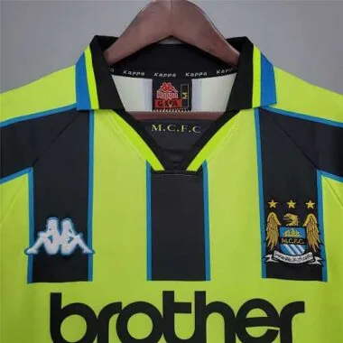 98-99 Manchester City away