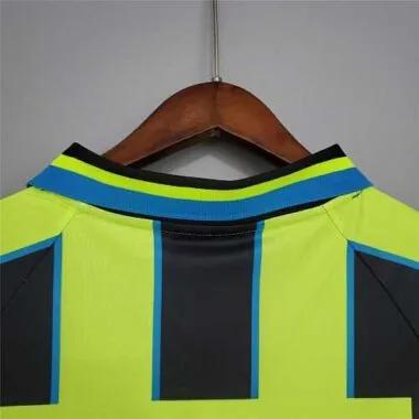 98-99 Manchester City away
