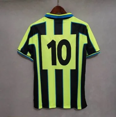 98-99 Manchester City away