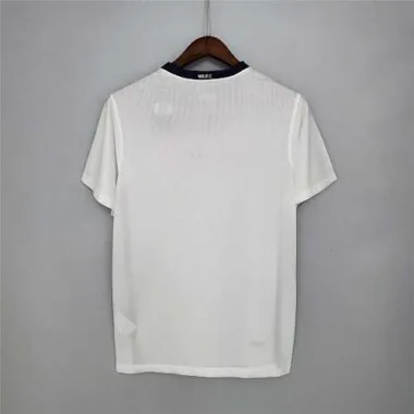 08-09 Manchester United away white League Edition