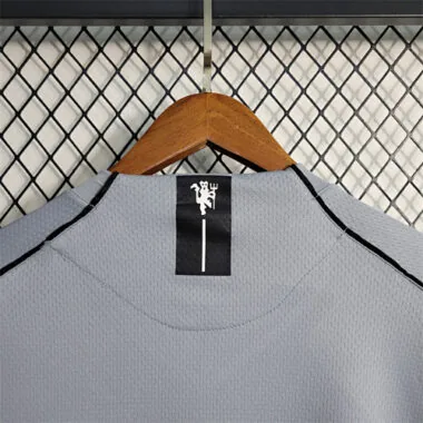 07-08 Manchester United gray goalkeeper