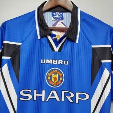 96-98 Manchester United third away blue
